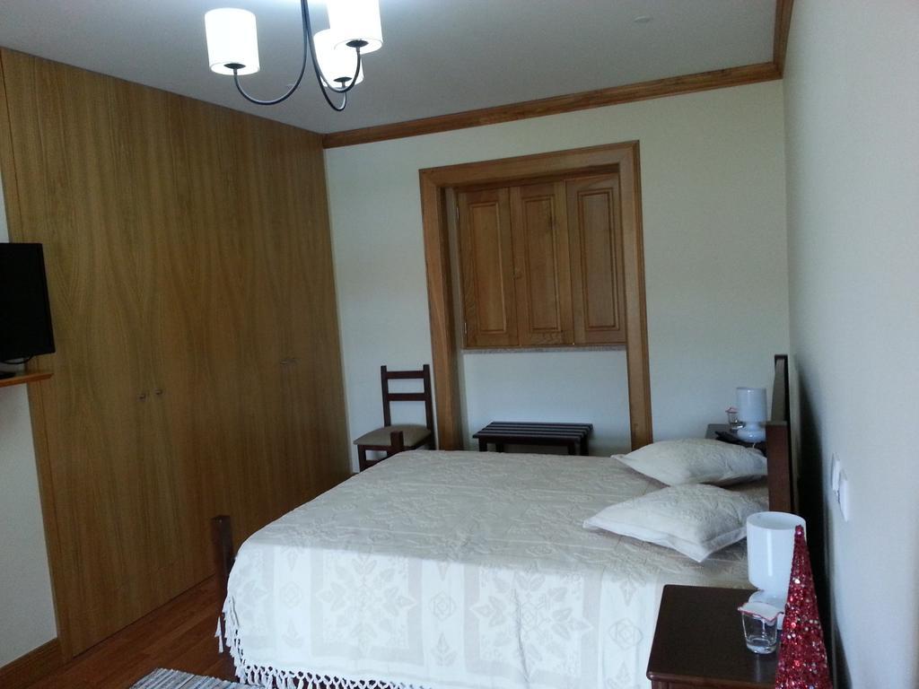 ヴィーラ・ヴェルデ Quinta Da Cardalゲストハウス 部屋 写真